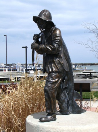 Памятник рыбаку в Вашингтоне (США)