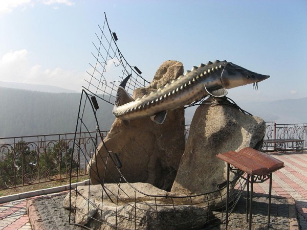 Царь рыба. Скульптура, изображающая Царь-Рыбу из произведения В.П. Астафьева